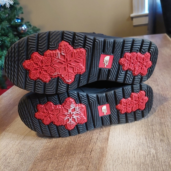 North Face Nuptuse Goose Down Filled Winter Boots Black Quilted Pull-On Womens 6 - Picture 11 of 11